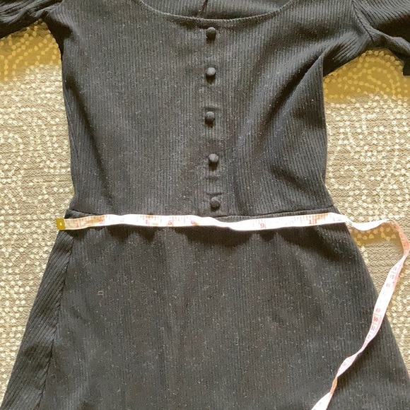 Reformation Rory Dress - Picture 7 of 7